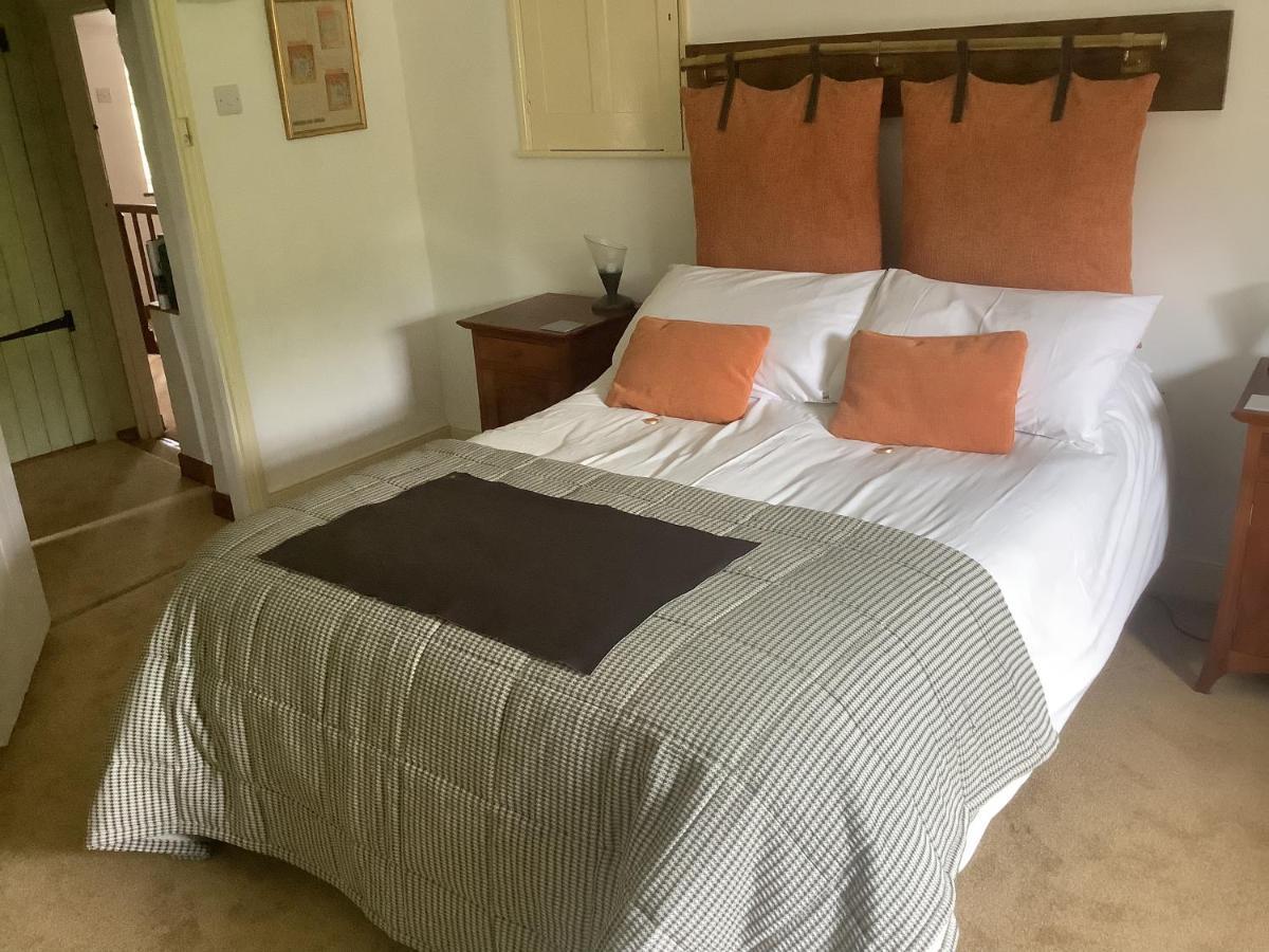 Bed and Breakfast Bwthyn Cudd à Westbury  Extérieur photo