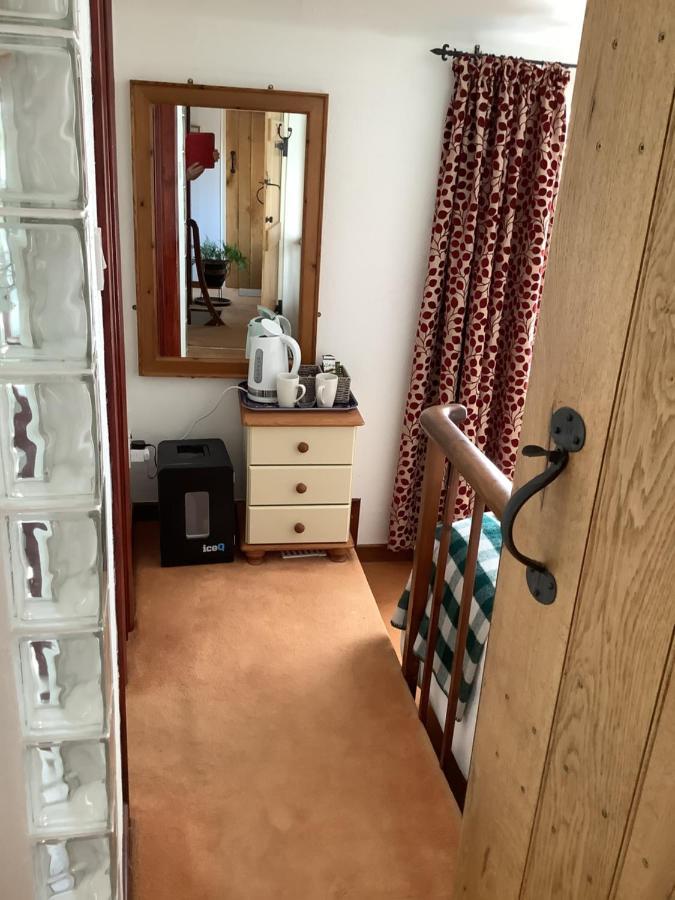 Bed and Breakfast Bwthyn Cudd à Westbury  Extérieur photo